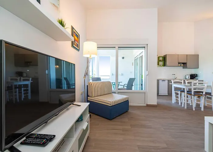 My Dalmatia - Sea View Dajana With Private Pool 아파트 마슬레니차