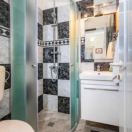 My Dalmatia - Sea View Dajana With Private Pool דירה מסלניקה