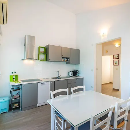 My Dalmatia - Sea View Dajana With Private Pool דירה *