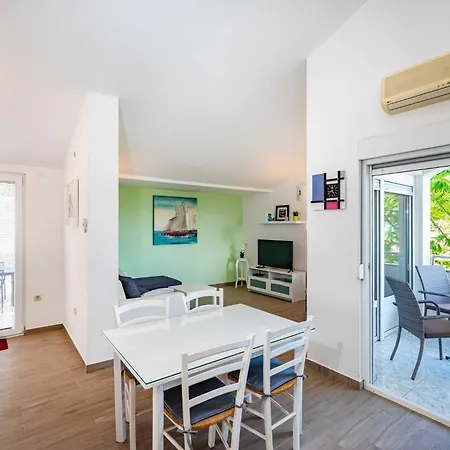 My Dalmatia - Sea View Dajana With Private Pool * מסלניקה