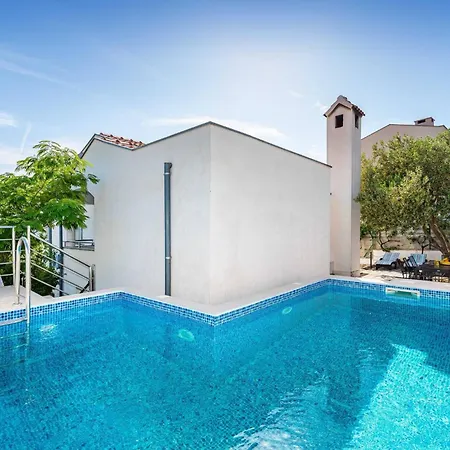 My Dalmatia - Sea View Dajana With Private Pool דירה מסלניקה