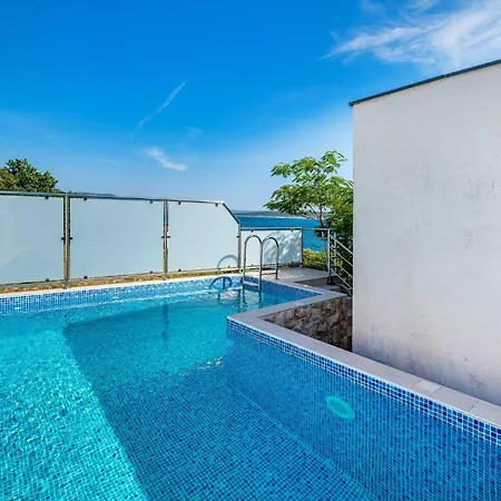 Apartamento My Dalmatia - Sea View Dajana With Private Pool Maslenica